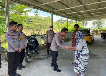 Kapolres Soppeng Salurkan Zakat di Polsek Jajaran pada Minggu Terakhir Ramadhan
