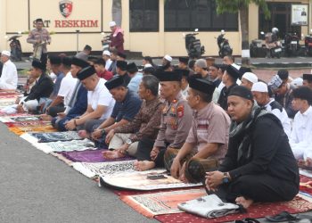 Kapolres Pinrang Hadiri Pelaksanaan Sholat Idul Fitri 1447 H