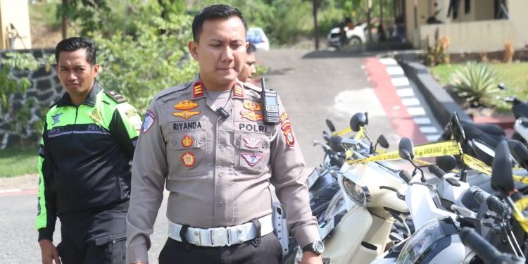 Kasat Lantas Polres Wajo Pimpin Langsung Razia Balap Liar, 55 Motor Diamankan