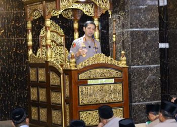 Kapolrestabes Makassar Safari Ramadhan di Karunrung, Ajak Masyarakat Tidak Terpengaruh Anggapan Percuma Melapor Polisi