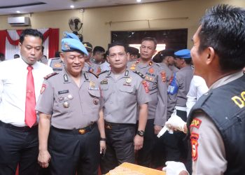Propam Polres Wajo Gelar Gaktibplin dan Tes Urine Personel
