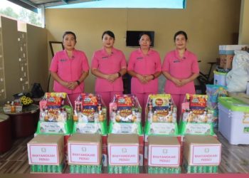 Beri Semangat Dalam Bertugas, Bhayangkari Cabang Toraja Utara Kunjungi Pos Ops Ketupat 2026