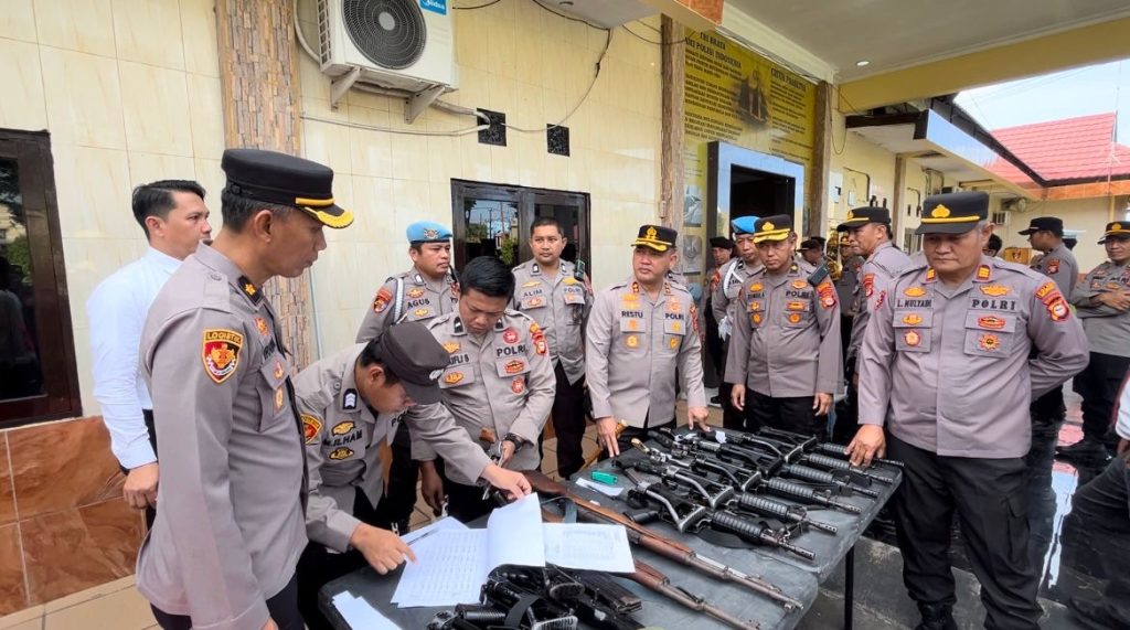 Polres Bulukumba Gelar Pemeriksaan Senpi dan Urine Personel