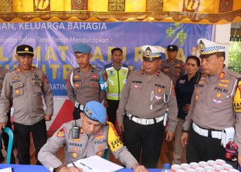 Kasatgas Banops Polres Tana Toraja Tinjau Pos Ops Ketupat 2026, Tekankan Pelayanan Humanis