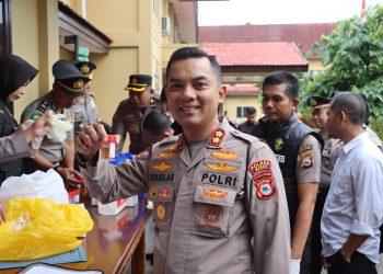 Kapolres Maros bersama Personel Jalani Tes Urine Mendadak