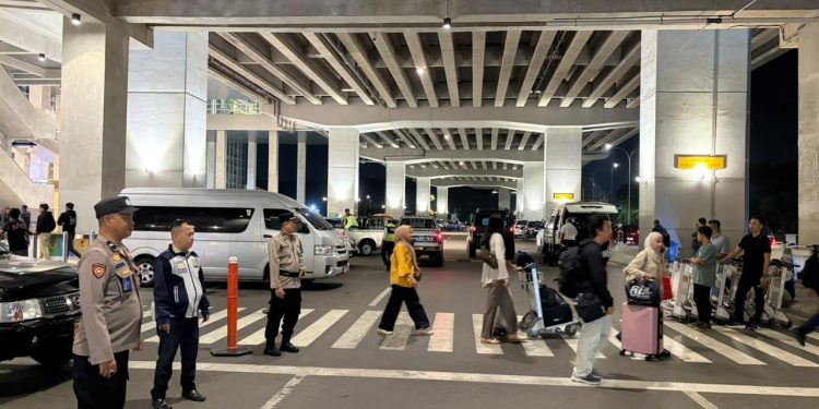 ​Puncak Arus Mudik Diprediksi 18 Maret, Polres Maros Imbau Gunakan Jalur Alternatif Untuk Cegah Kemacetan