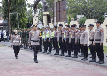 Kapolres Pinrang Pimpin Apel Gelar Pasukan Dalam Rangka Operasi Ketupat 2026