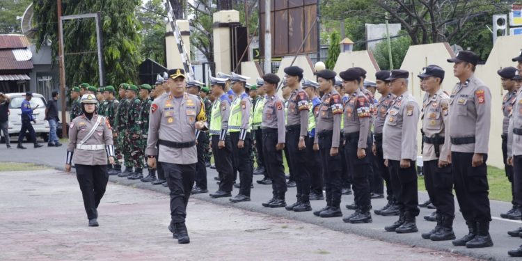 Kapolres Pinrang Pimpin Apel Gelar Pasukan Dalam Rangka Operasi Ketupat 2026