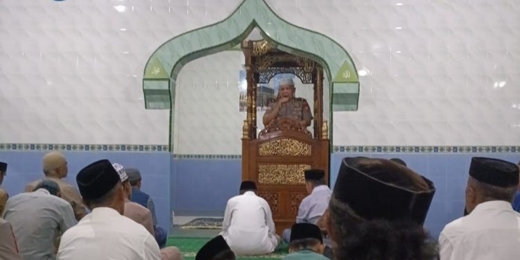 Kasat Binmas Polres Selayar Gelar Tarawih Keliling, Bawakan Ceramah dan Pesan Kamtibmas