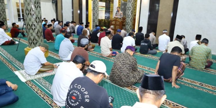 Kapolrestabes Makassar Gelar Safari Subuh, Ajak Masyarakat Tidak Memprovokasi dan Terprovokasi 