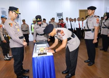 Pimpin Sertijab Kabag, Kasat dan Kapolsek, Kapolrestabes Makassar: Semoga Membawa Semangat Baru
