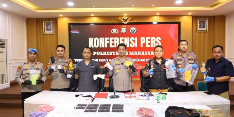 Kapolrestabes Makassar Rilis Kasus Penyerangan di Laiya, 2 Pelaku Diamankan