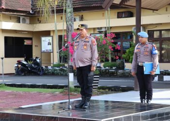 ‎Wakapolres Pinrang Pimpin Apel Pagi, Tekankan Disiplin dan Pembinaan Siswa Latja