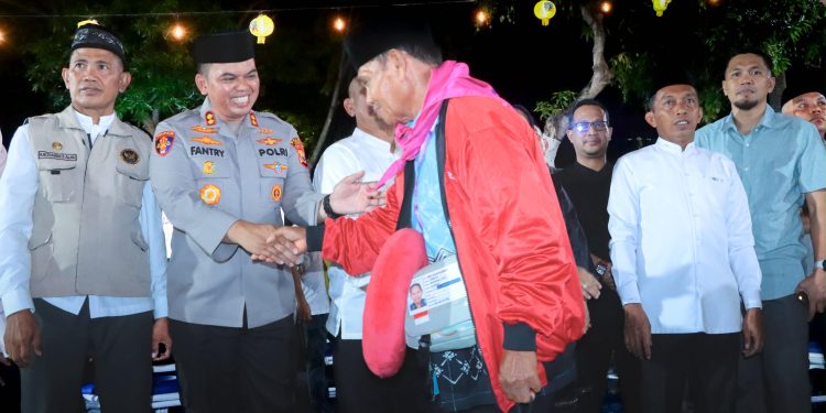Kapolres Sidrap Hadiri Pelepasan Jamaah Haji Kloter 40
