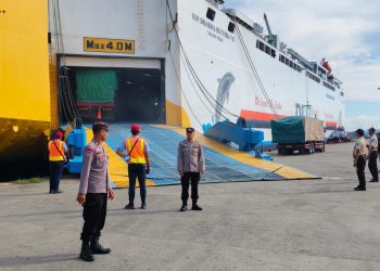 Polsek KPN Bersama Aparat Terpadu Lakukan Pengamanan Pemberangkatan KM Dharma Rucitra VII