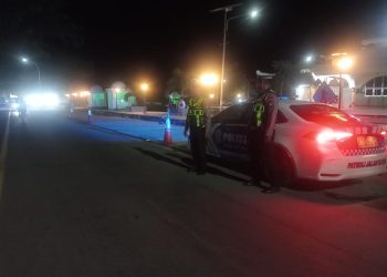 Ciptakan Kamseltibcar Lantas di Malam Hari, Personel Satlantas Polres Jeneponto Gelar Patroli