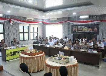 Keluarga Besar Polres Soppeng Gelar Syukuran Ulang Tahun Kapolres Soppeng ke-42