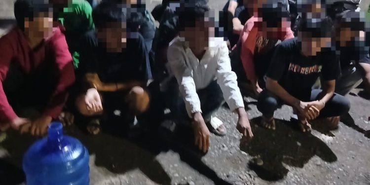 Tim Gabungan Polres Maros Tangkap Komplotan Geng Motor, Sajam dan Samurai Diamankan