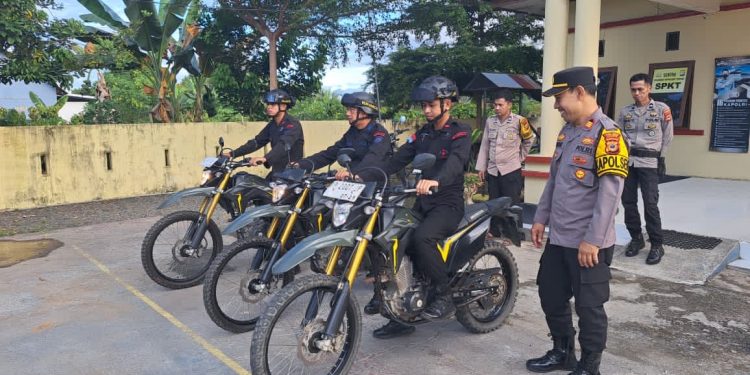 Dukung Pelaksanaan Tugas, Kapolsek Telluwanua Polres Palopo Serahkan 2 Randis