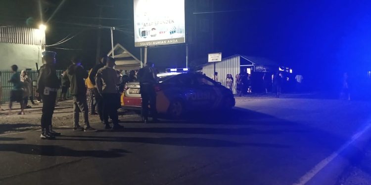 Personel Polres Palopo Turun Langsung Bubarkan Aksi Tawuran di Buntu Datu