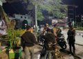 Hadir di Tengah Masyarakat, Personel Polres Tator Beri Imbauan Kamtibmas Saat Patroli Malam