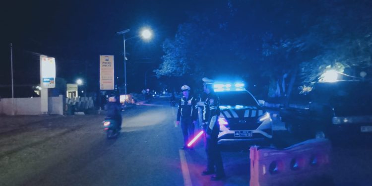 Cegah Pelanggaran di Malam Hari, Sat Lantas Polres Jeneponto Gelar Patroli