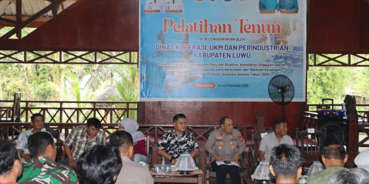 Musyawarah Pasca Tawuran, Kades Apresiasi Langkah Cepat Polres Luwu dan Tim UKL Bentukan Kapolres