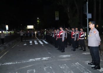 Kapolrestabes Makassar Pimpin Patroli dan Razia Geng Motor