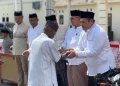Kapolres Kepulauan Selayar Bagi Daging Qurban ke Masyarakat di Momen Hari Raya Idul Adha