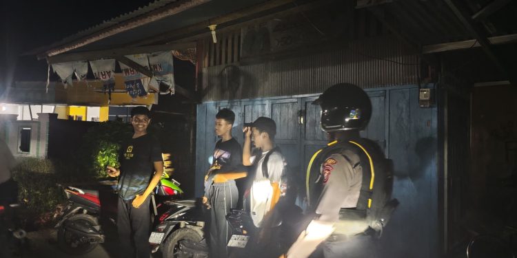 Personel Sat Samapta Polres Selayar Cegah Gangguan Kamtibmas Dengan Perkuat Patroli