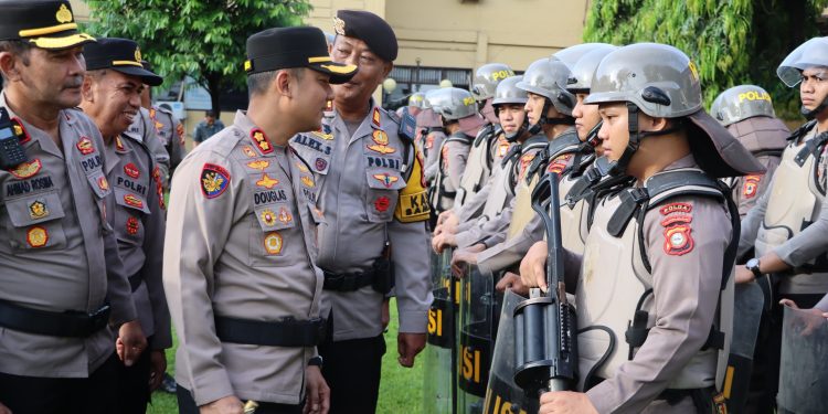 Pastikan Situasi Aman dan Kondusif, Kapolres Maros Pantau Penyampaian Aspirasi Buruh