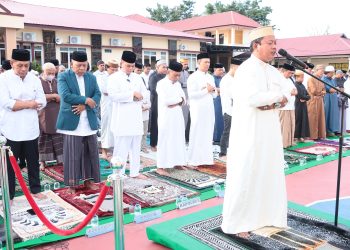 Sholat Eid bersama Masyarakat, Kapolres Sidrap Ajak Memaknai Hakikat Berkurban