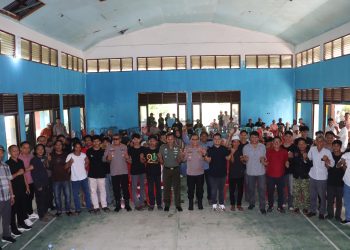 Kapolres Luwu – Wakil Bupati Mediasi dan Damaikan 2 Desa Pasca Tawuran Kelompok
