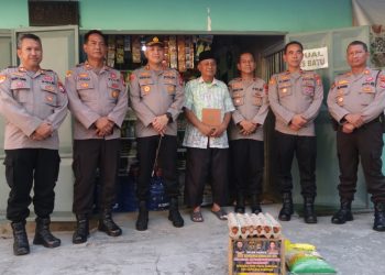 Kapolres Parepare Anjangsana ke  Purnawirawan dan Warakawuri Dalam Rangka Hari Bhayangkara ke-80