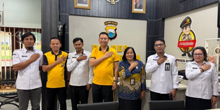 Perkuat Konsolidasi Demokrasi, Kapolres Tana Toraja Terima Kunjungan Silaturahmi Bawaslu