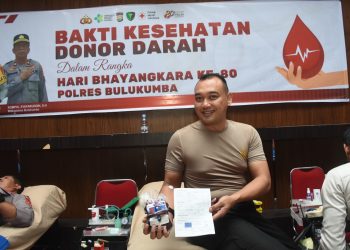 Peringati Hari Bhayangkara ke-80, Kapolres Bulukumba bersama Instansi Terkait Lakukan Donor Darah