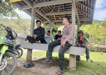 Bhabinkamtibmas Polres Tana Toraja Ajak Warga Peran Aktif Jaga Kamtibmas