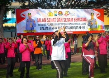 Semarak HUT Bhayangkara ke-80, Polres Luwu Satukan Semangat Pengabdian Lewat Jalan Sehat dan Senam Bersama
