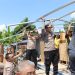 Dalam Rangka HUT Bhayangkara Ke-80, Kapolres Maros Hadirkan Program Bedah Rumah Untuk Warga