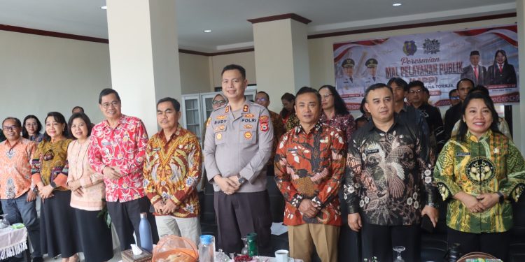 Kapolres Tana Toraja Hadiri Peresmian Mall Pelayanan Publik