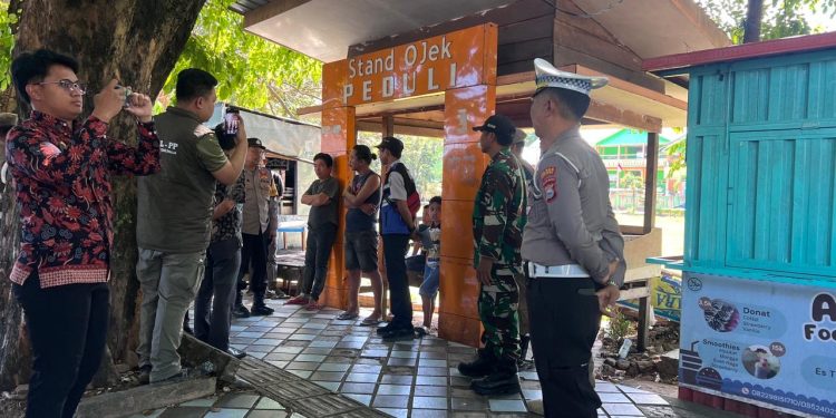 Kasat Lantas Polres Parepare Dampingi Penertiban Pak Ogah di Dua Titik Rawan