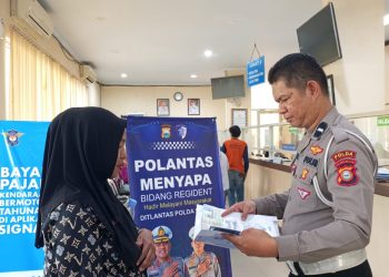 Polantas Menyapa di Samsat Sudiang, Tingkatkan Kesadaran Masyarakat Tertib Berlalu Lintas