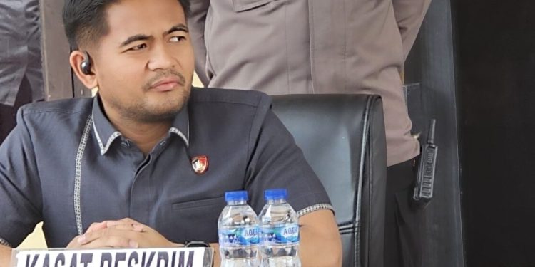 Personel Satreskrim Polres Pinrang Bongkar Jaringan Pencurian Pakai Silet, 4 Orang Diamankan