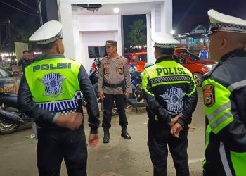 Personel Polres Wajo Laksanakan  Apel Persiapan Pam Penjemputan Jamaah Haji