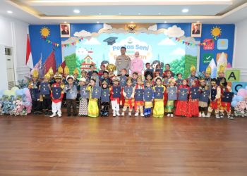 Kapolrestabes Makassar Hadiri Pentas Seni dan Pelepasan Anak TK Kemala Bhayangkari