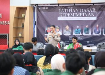 Kapolrestabes Makassar Hadiri Latihan Dasar Kepemimpinan  BEM Fakultas Hukum UMI