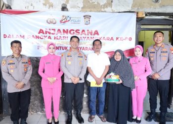 Peringati Hari Bhayangkara ke-80, Kapolrestabes Makassar bersama Ketua Bhayangkari Anjangsana ke Purnawirawan Polri