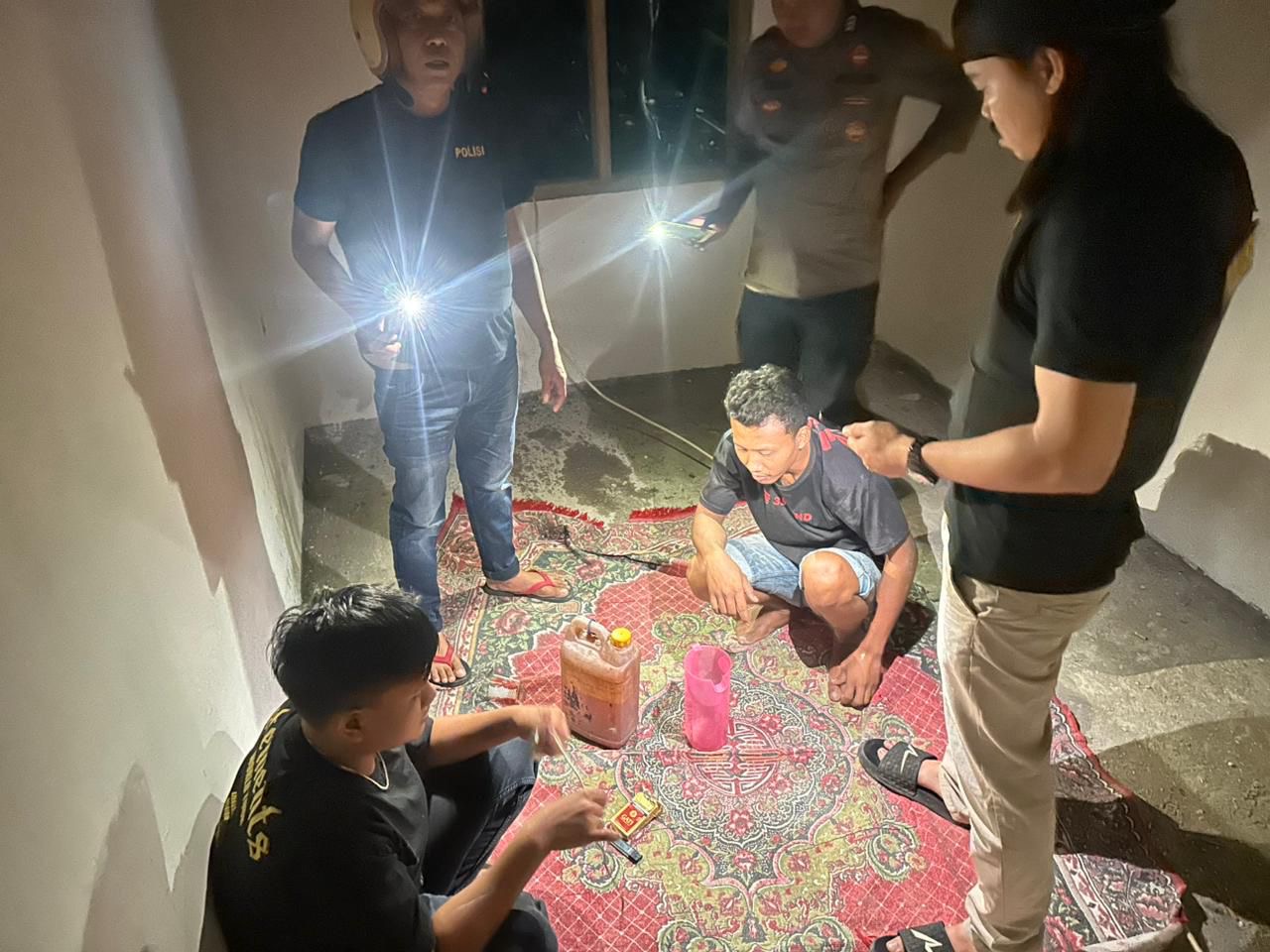Tim URC Satreskrim Polres Selayar Bubarkan Pesta Ballo Remaja