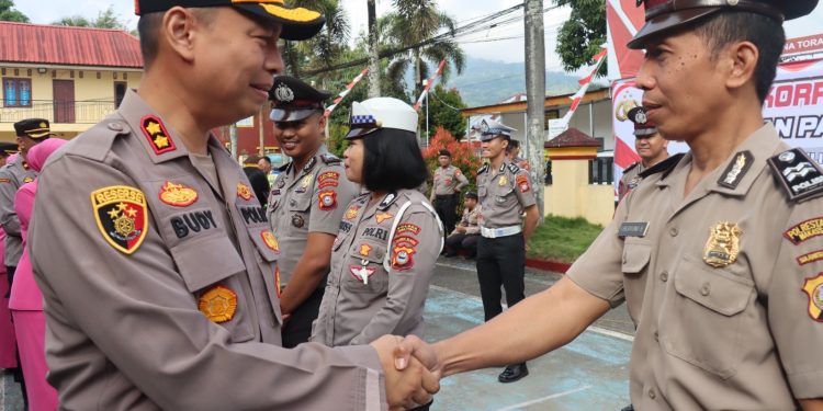 Pimpin Kenaikan Pangkat 25 Personel, Kapolres Tator: Jadikan Motivasi Untuk Tingkatkan Profesionalisme