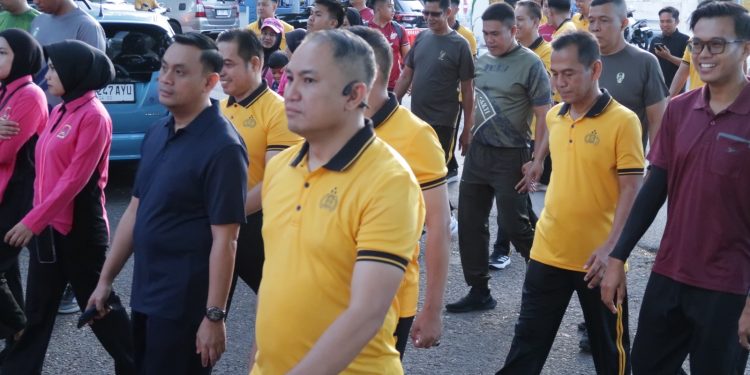 Peringati Hari Bhayangkara Ke-80, Kapolres Parepare Gelar Olahraga Bersama Berhadiah  Umrah